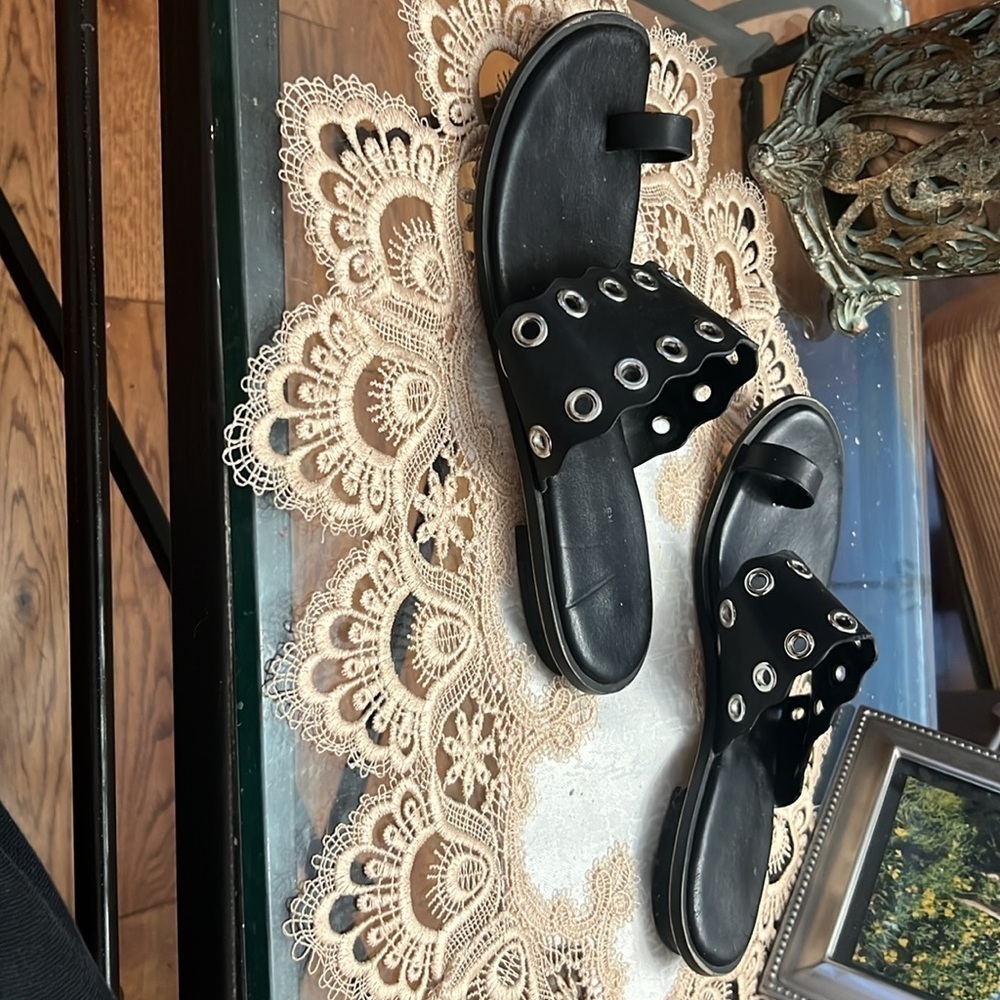 BoHo grommet scalloped a flat, Michael Kors 7 1/2 - Picture 4 of 5